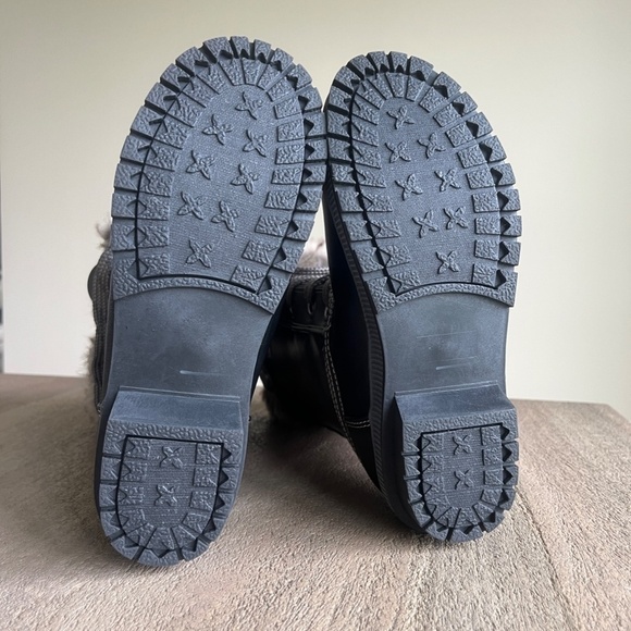 KIDS London Fog Melton Boots, Size 7, Black and Gray - Picture 3 of 13